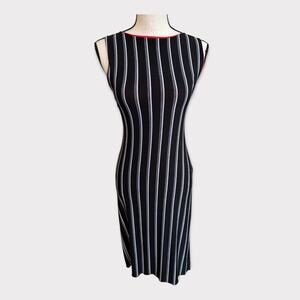 Reversible Tango Dress - Black/RedClassic Elegance with a Bold Twist Size Medium